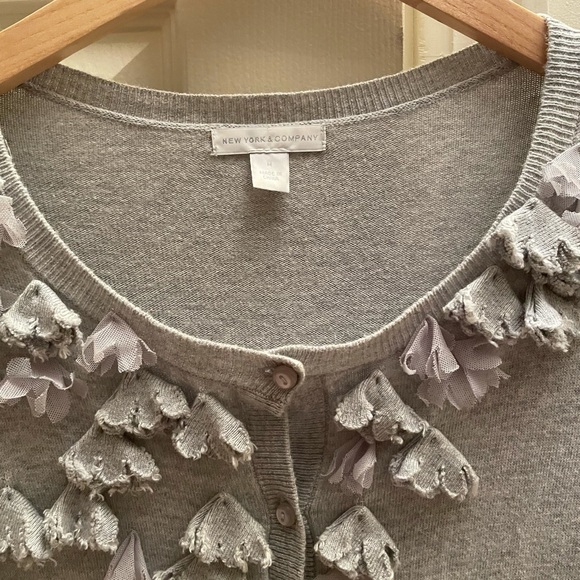 New York & Company quarter sleeve cardigan - Picture 2 of 5